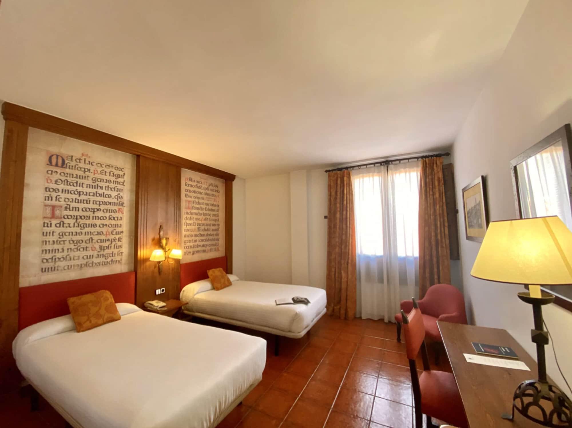 Hotel El Bedel Alcalá de Henares Eksteriør bilde