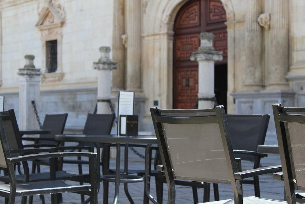 Hotel El Bedel Alcalá de Henares Eksteriør bilde