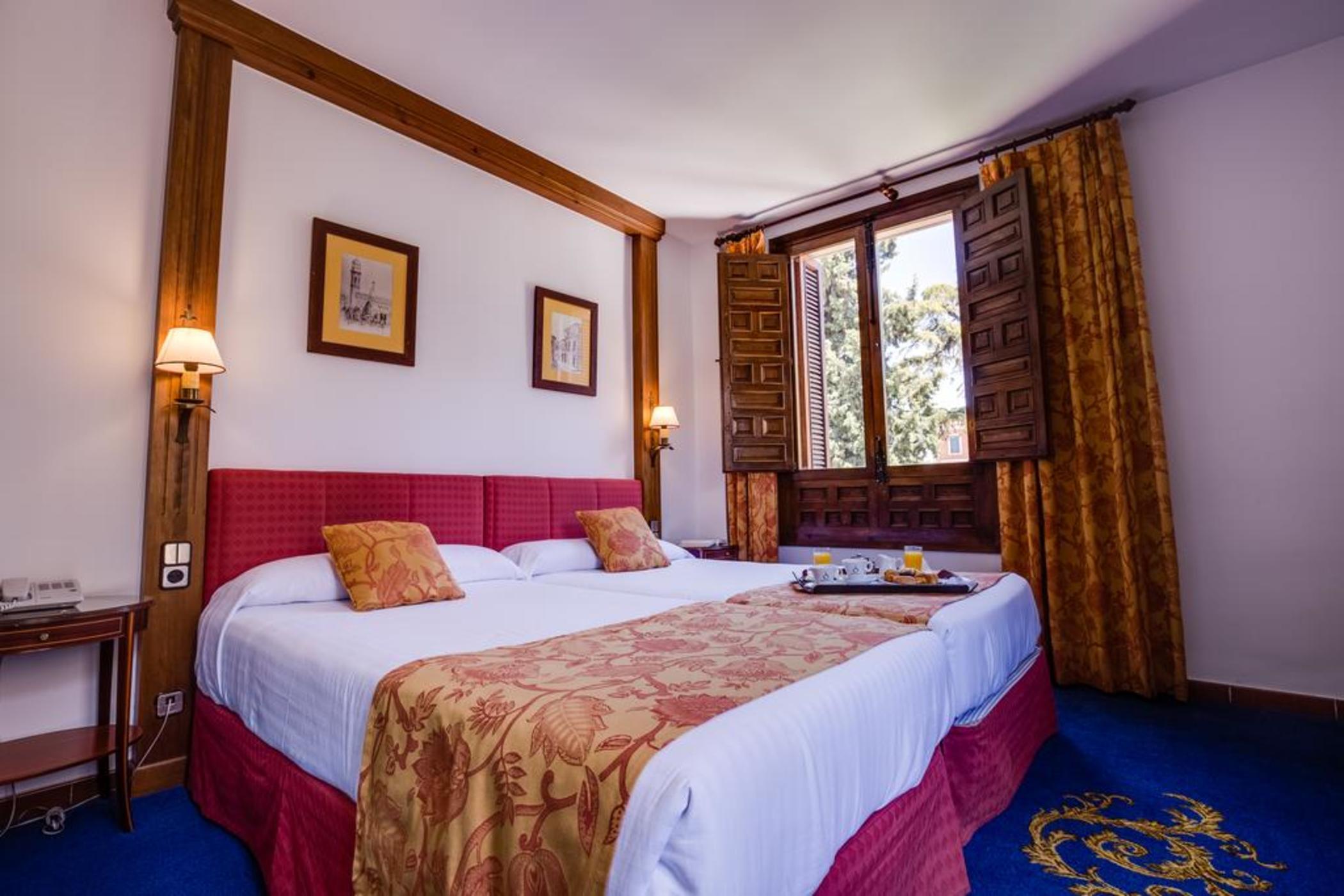 Hotel El Bedel Alcalá de Henares Eksteriør bilde