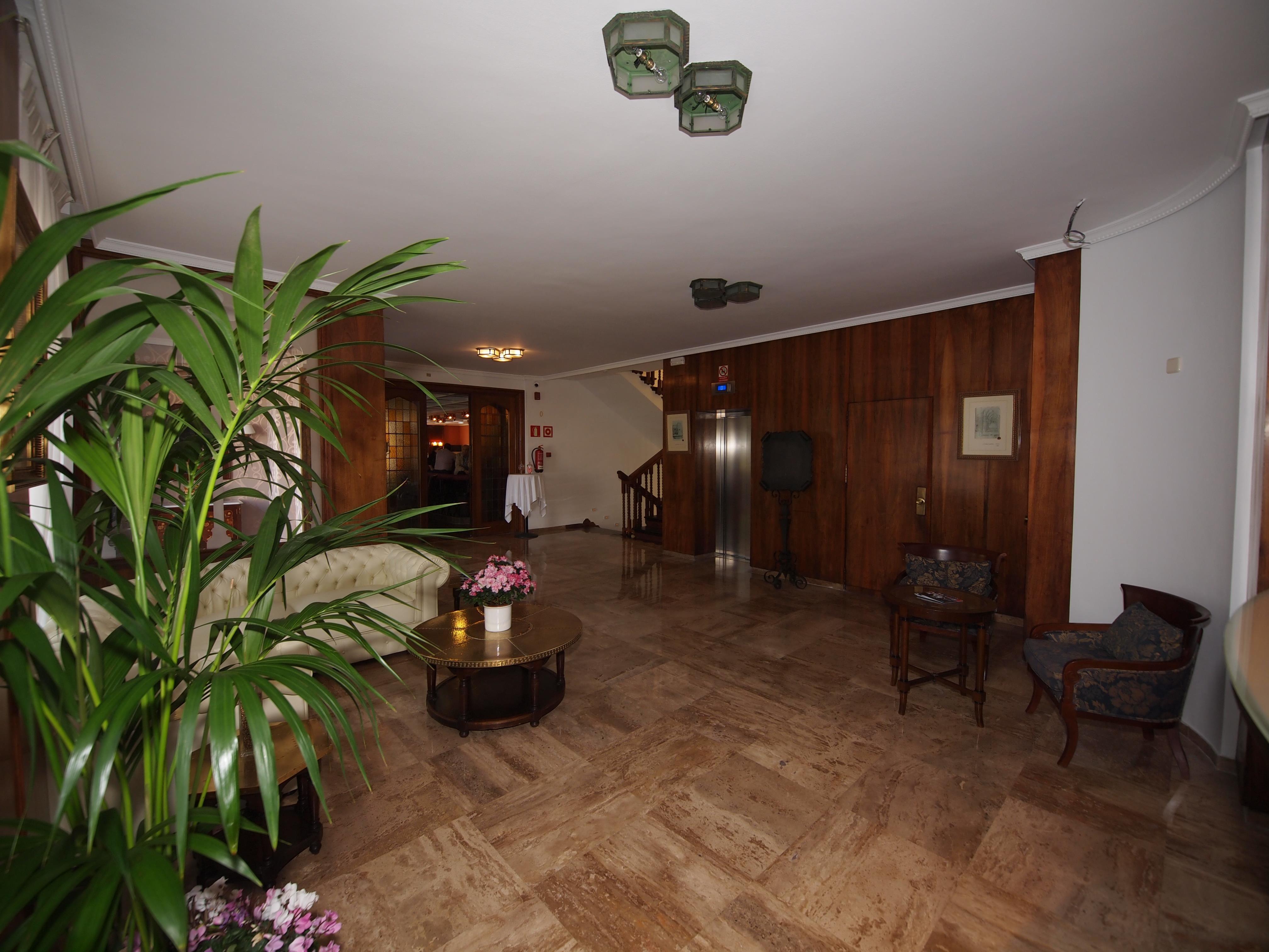 Hotel El Bedel Alcalá de Henares Eksteriør bilde