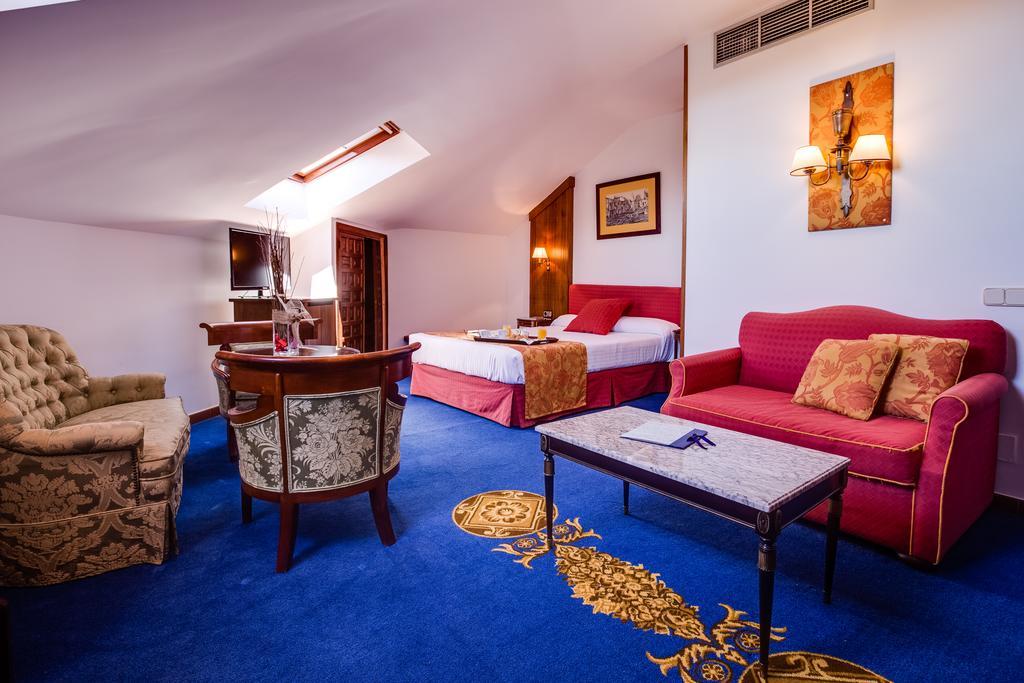 Hotel El Bedel Alcalá de Henares Eksteriør bilde